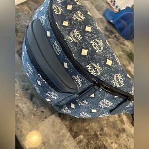Mcm men’s fursten belt bag